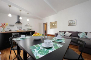 YCH-Sweet home near colosseo